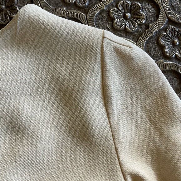 Designer peplum top - Picture 3 of 5